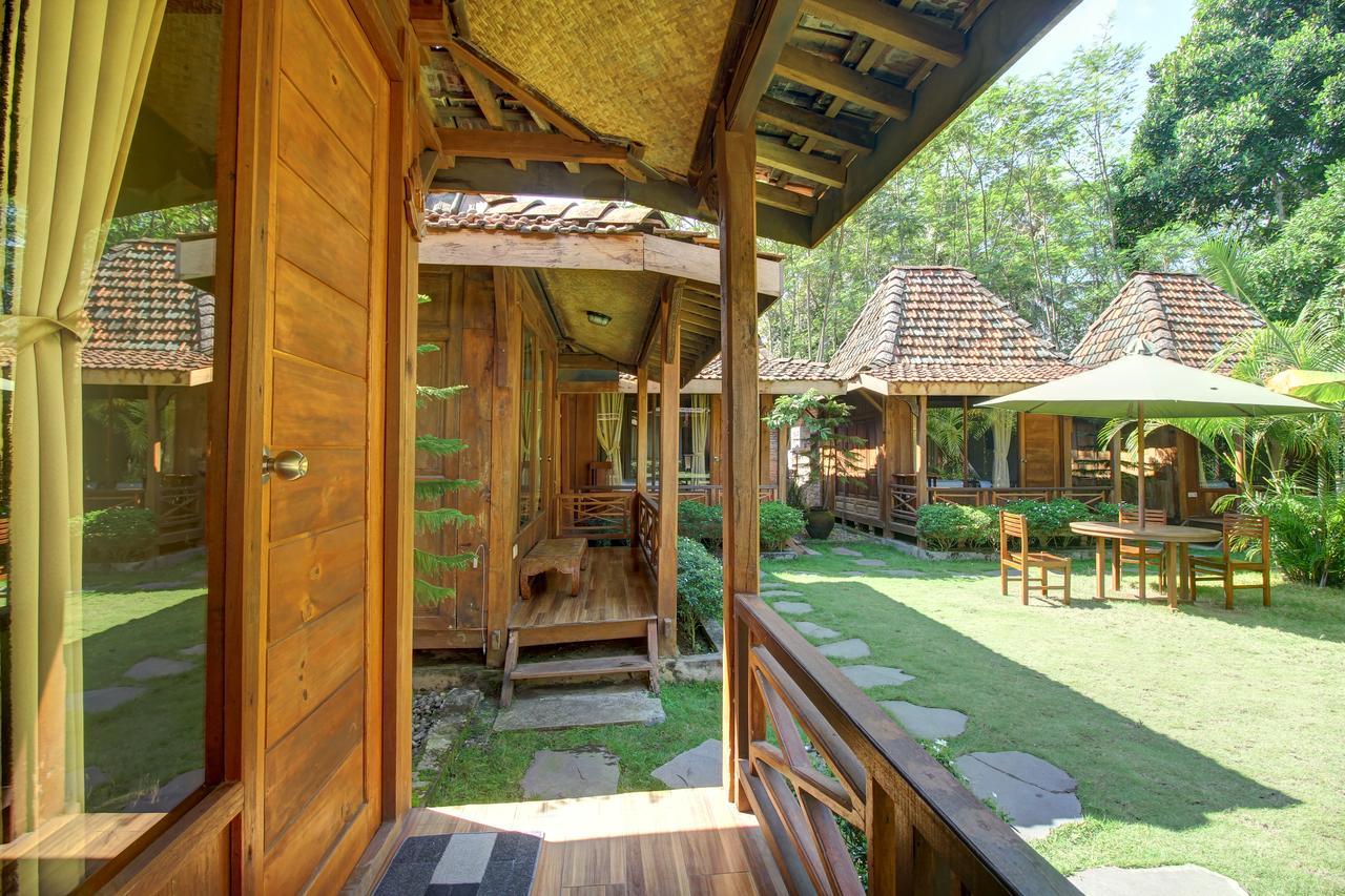 Cempaka Villa Magelang Extérieur photo