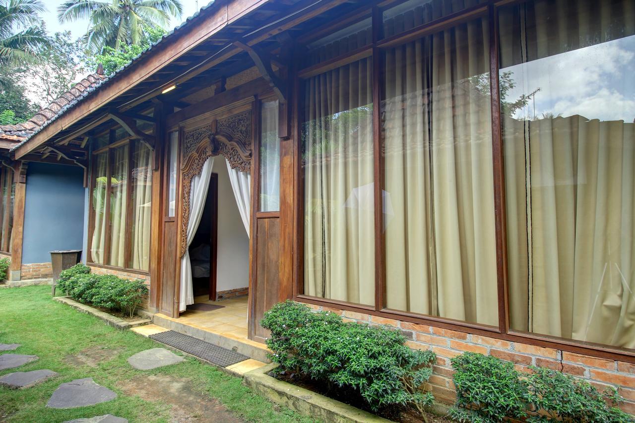 Cempaka Villa Magelang Extérieur photo