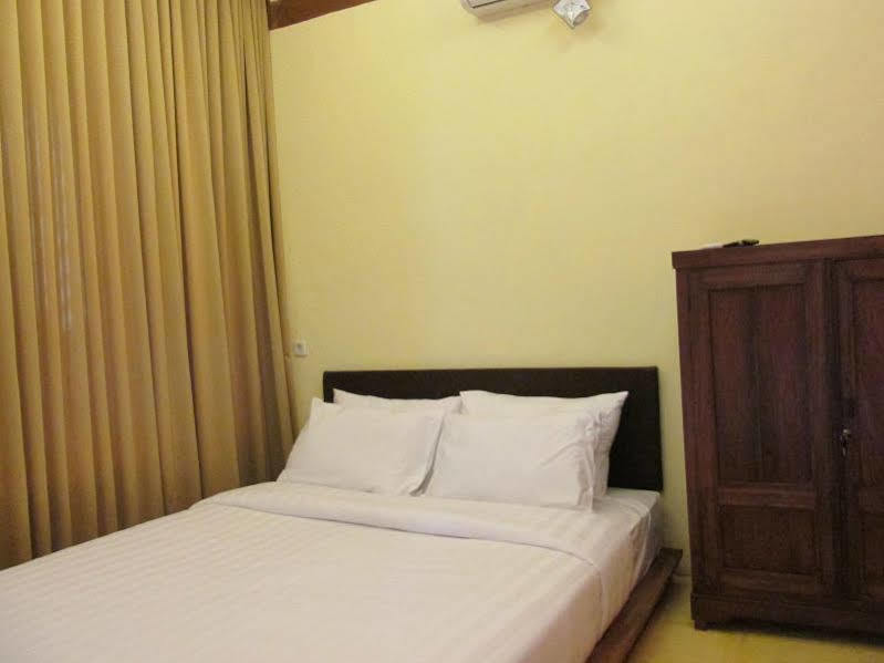 Cempaka Villa Magelang Extérieur photo