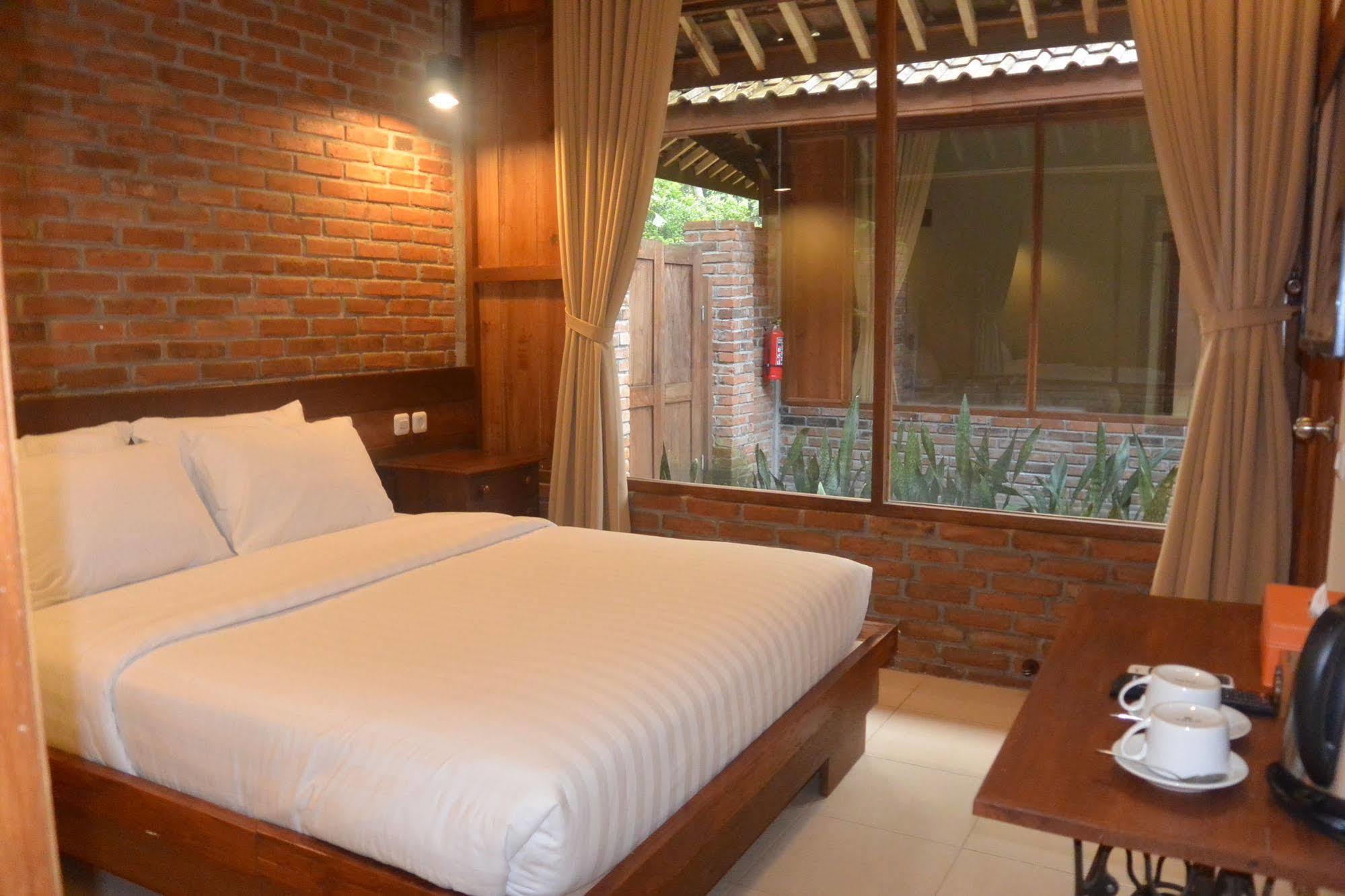 Cempaka Villa Magelang Extérieur photo