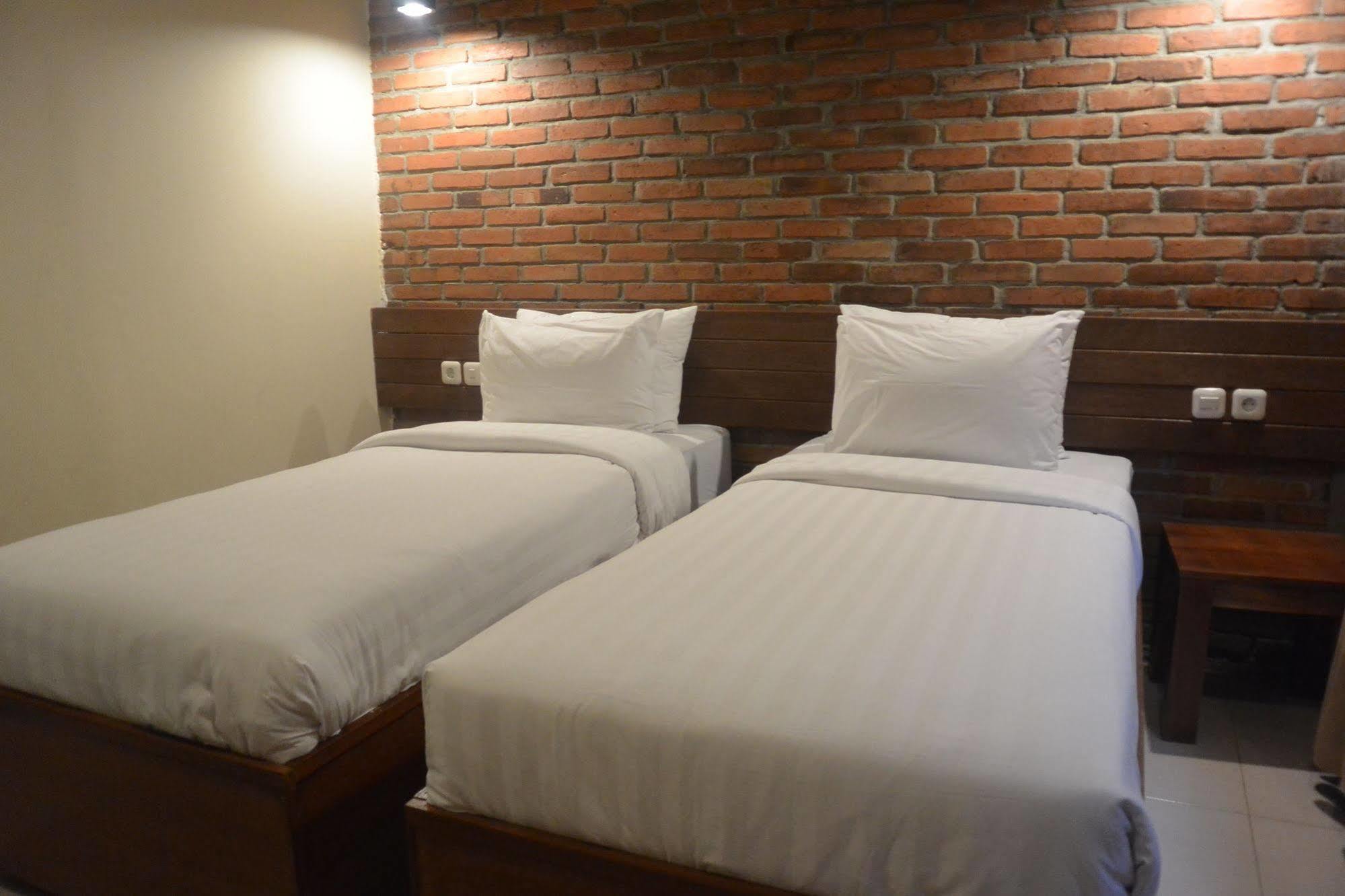 Cempaka Villa Magelang Extérieur photo