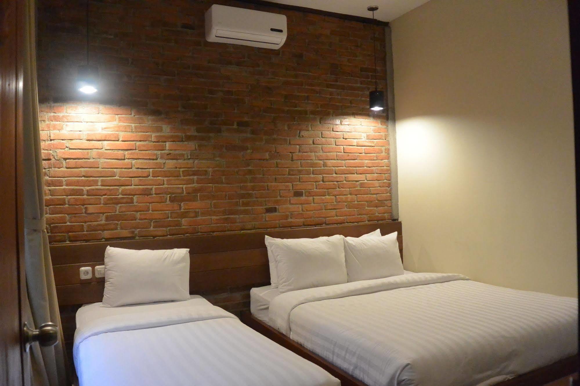 Cempaka Villa Magelang Extérieur photo